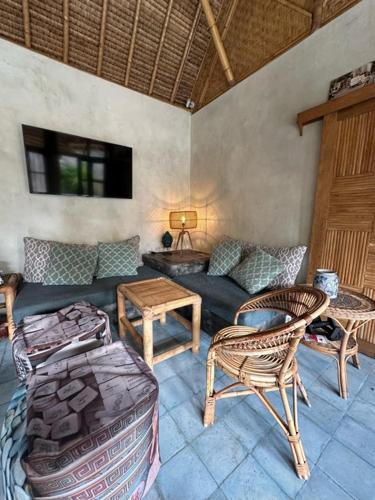 Tipsea Turtle Gili Air Hotel Exterior foto